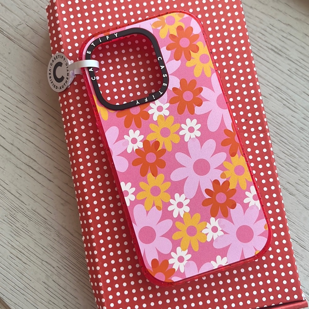 Casetify Floral iPhone 14 Pro